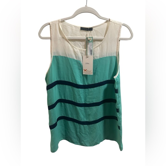 THML Tops - THML Dewberry Sleeveless Tank Top size large NWT